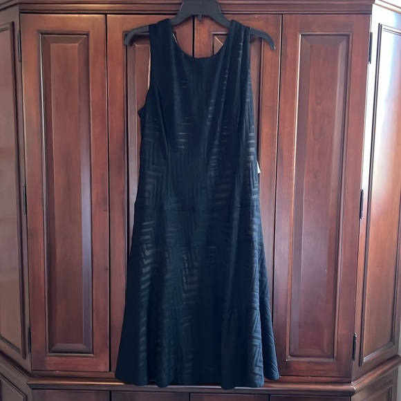 Anne Klein Black Patterned Midi Dress - Picture 1 of 3